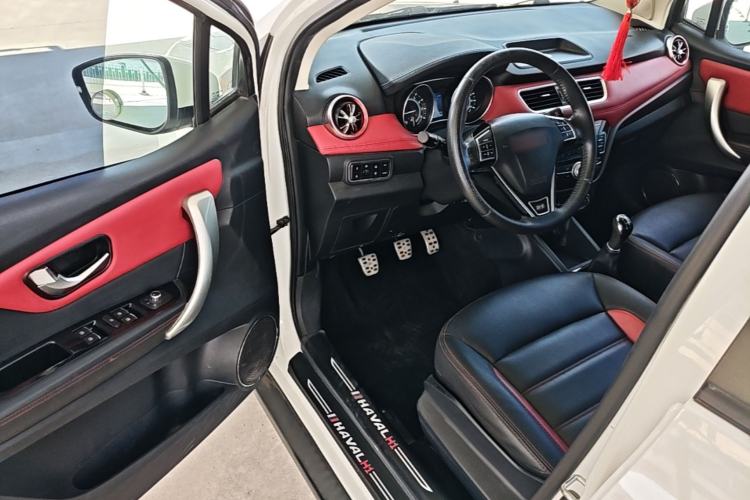Used Haval H1 2015 1.5L Manual Urban Model Driver Seat