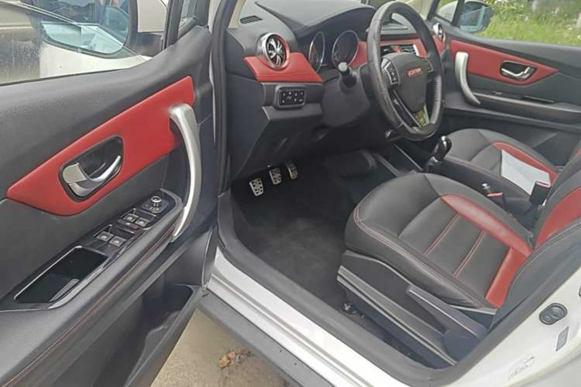 Used Haval H1 2015 1.5L Manual Luxury Model Driver Seat