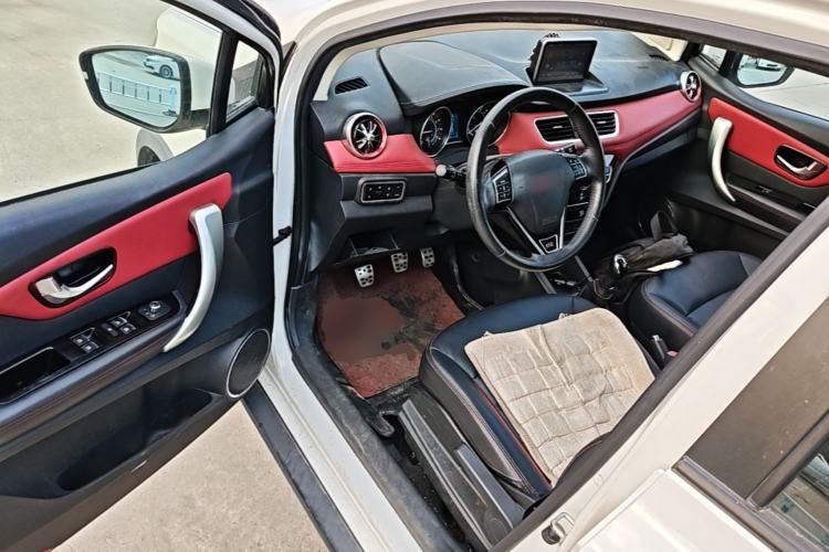 Used Haval H1 2015 1.5L Manual Luxury Model Driver Seat