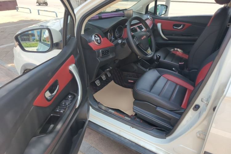Used Haval H1 2015 1.5L Manual Luxury Model Driver Seat