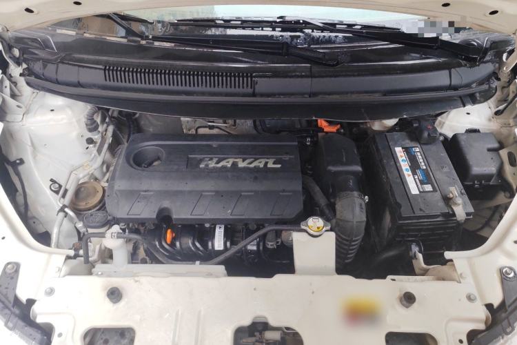 Used Haval H1 2015 1.5L AMT Luxury Model Engine Bay