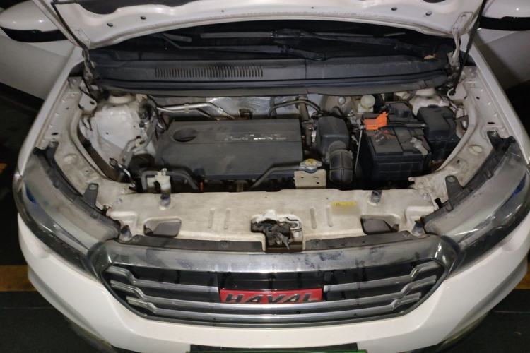 Used Haval H1 2015 1.5L AMT Urban Model Engine Bay