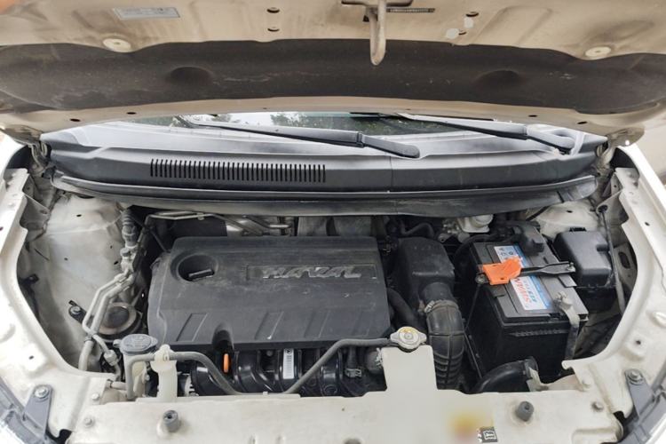 Used Haval H1 2015 1.5L AMT Luxury Model Engine Bay