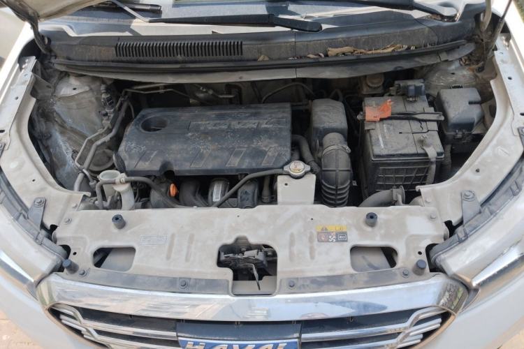 Used Haval H1 2015 1.5L AMT Luxury Model Engine Bay