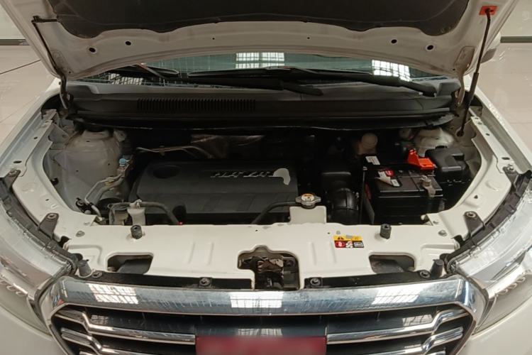 Used Haval H1 2015 1.5L AMT Luxury Model Engine Bay