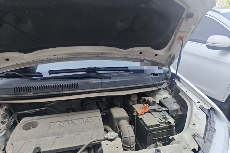 Used Haval H1 2015 1.5L AMT Luxury Model Engine Bay Left