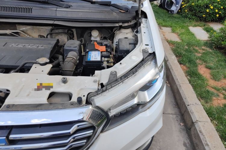 Used Haval H1 2015 1.5L Manual Luxury Model Engine Bay Left