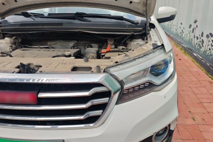 Used Haval H1 2015 1.5L AMT Luxury Model Engine Bay Left