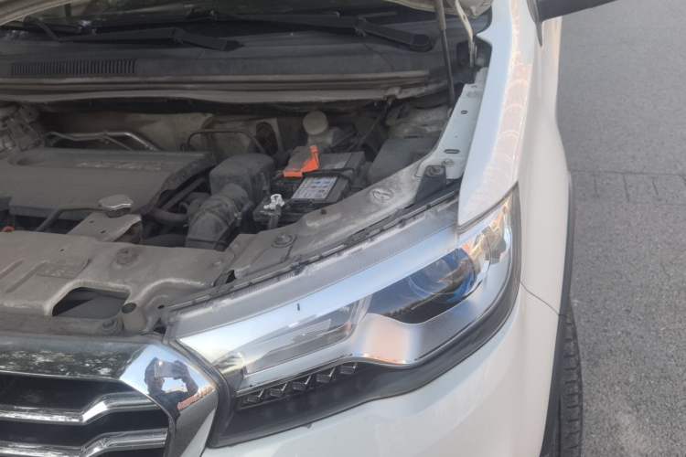 Used Haval H1 2015 1.5L Manual Luxury Model Engine Bay Left