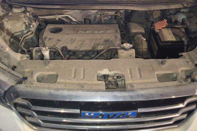 Used Haval H1 2015 1.5L AMT Luxury Model Engine Bay