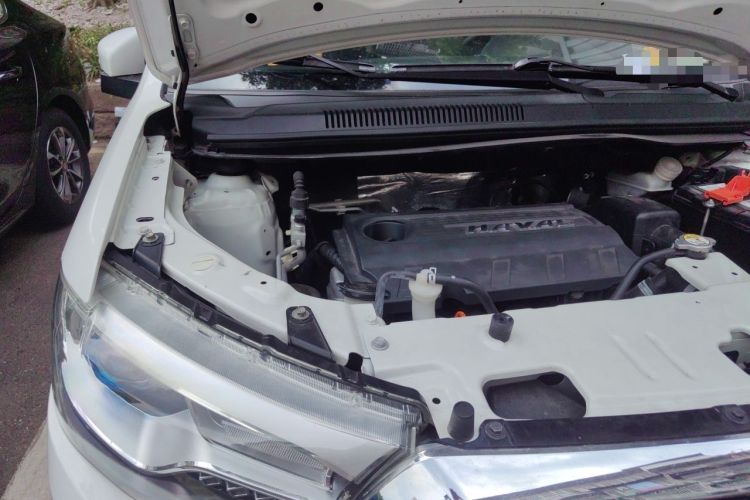 Used Haval H1 2015 1.5L AMT Luxury Model Engine Bay Right