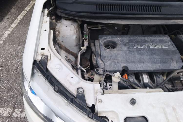 Used Haval H1 2015 1.5L Manual Luxury Model Engine Bay Right