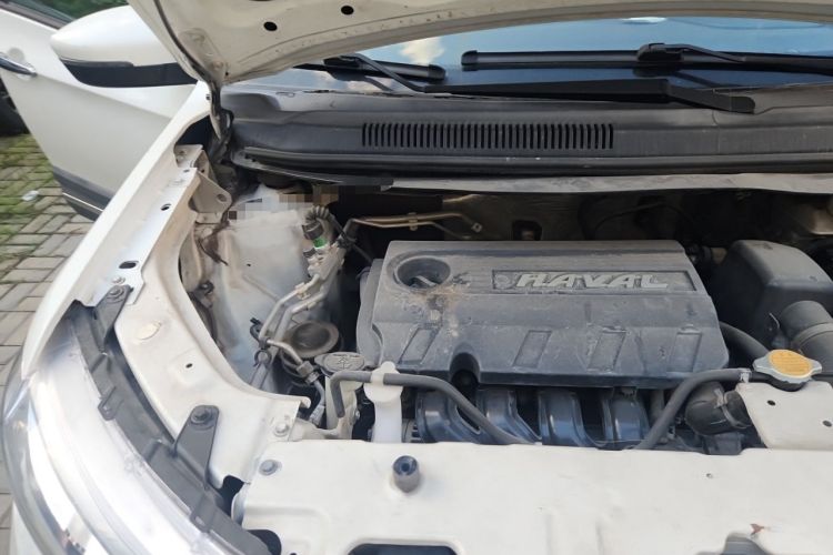 Used Haval H1 2015 1.5L AMT Luxury Model Engine Bay Right