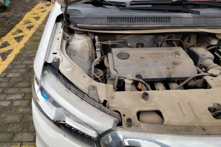 Used Haval H1 2015 1.5L Manual Urban Model Engine Bay Right