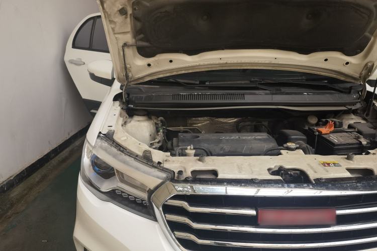 Used Haval H1 2015 1.5L AMT Luxury Model Engine Bay Right