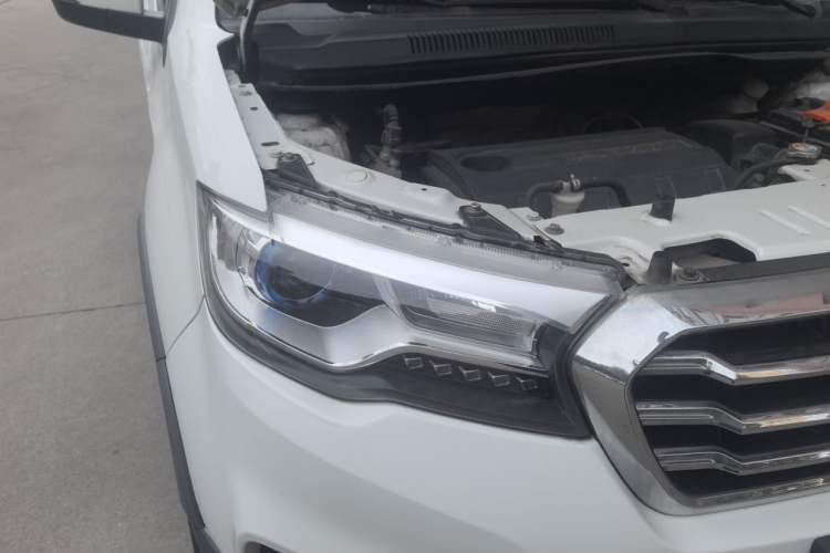 Used Haval H1 2015 1.5L AMT Urban Model Engine Bay Right
