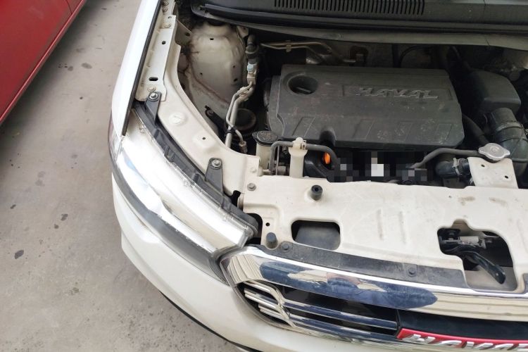 Used Haval H1 2015 1.5L Manual Luxury Model Engine Bay Right