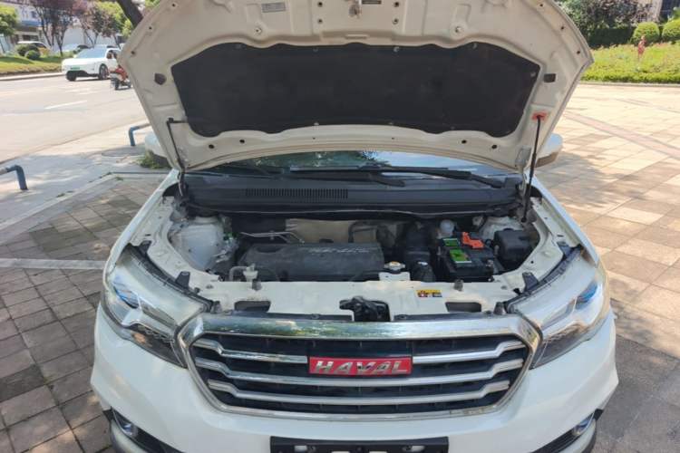 Used Haval H1 2015 1.5L Manual Luxury Model Engine Bay