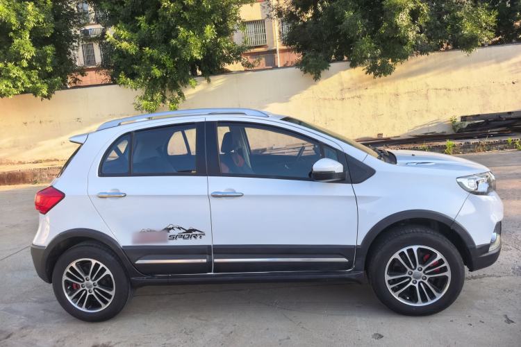 Used Haval H1 2015 1.5L AMT Luxury Model Exterior 1