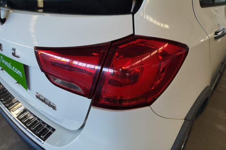 Used Haval H1 2015 1.5L Manual Luxury Model Exterior 1