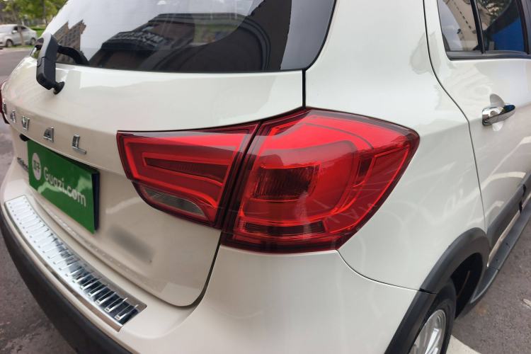 Used Haval H1 2015 1.5L Manual Urban Model Exterior 10