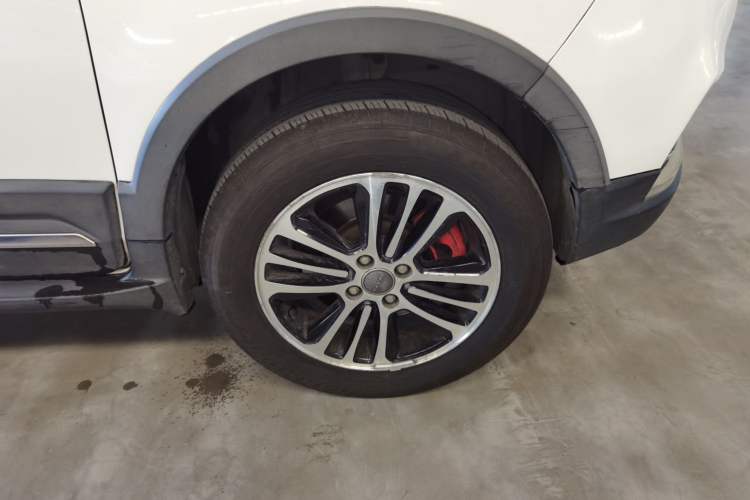 Used Haval H1 2015 1.5L Manual Luxury Model Exterior 3