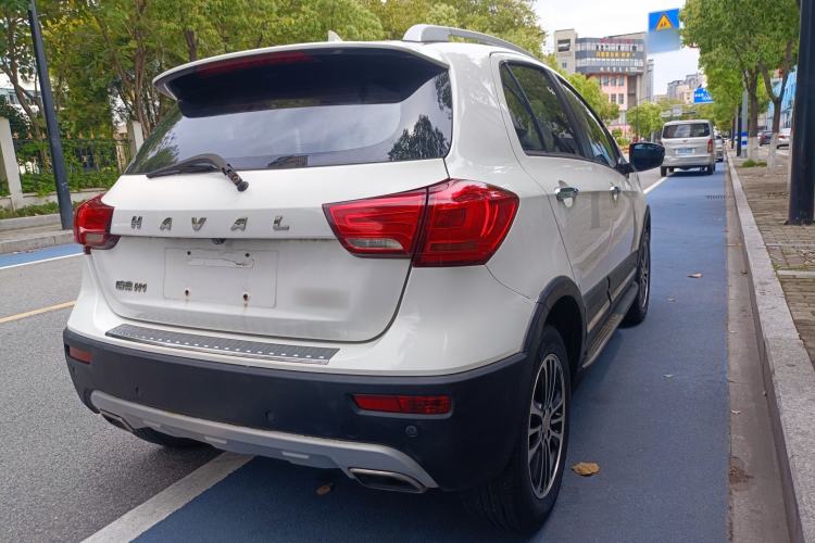 Used Haval H1 2015 1.5L Manual Luxury Model Exterior 7
