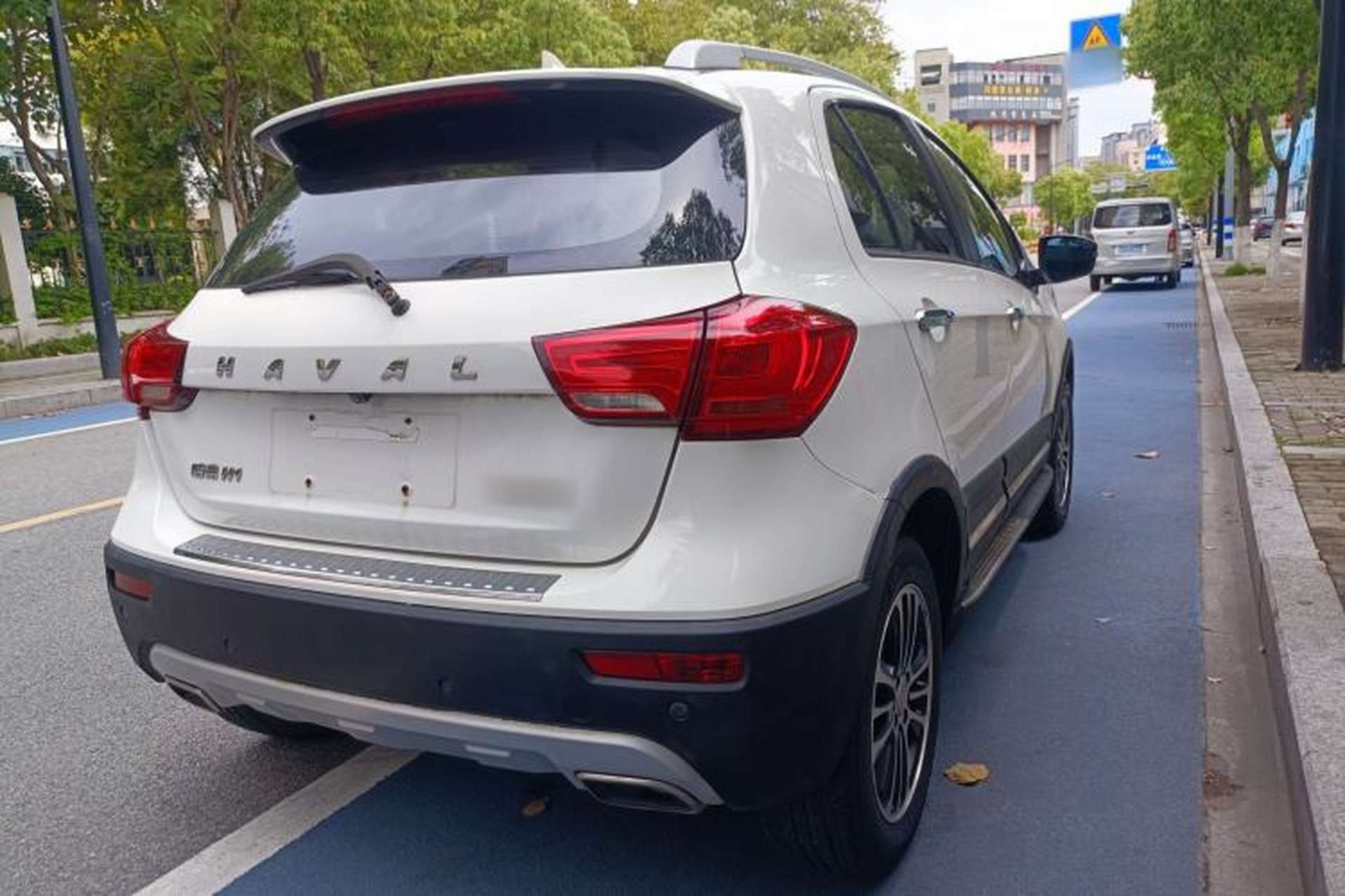 Used Haval H1 2015 1.5L Manual Luxury Model Exterior 7