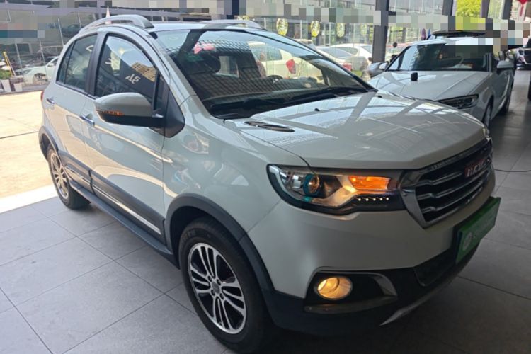 Used Haval H1 2015 1.5L Manual Luxury Model Front Right 45 Deg
