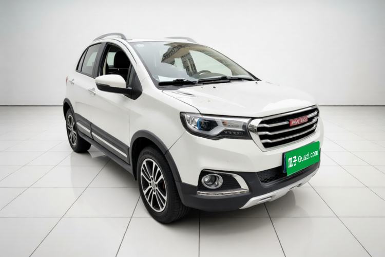 Used Haval H1 2015 1.5L Manual Luxury Model Front Right 45 Deg
