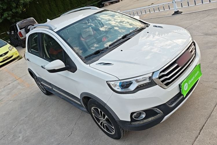 Used Haval H1 2015 1.5L Manual Luxury Model Front Right 45 Deg