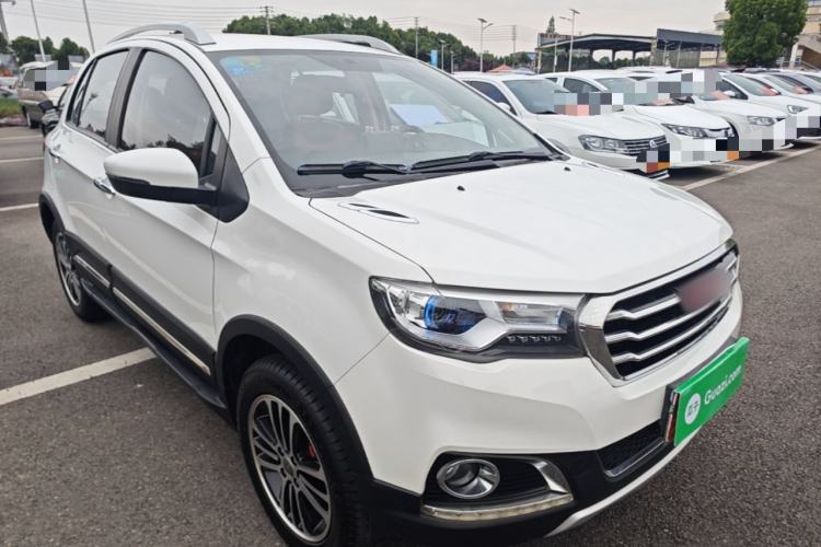 Used Haval H1 2015 1.5L AMT Luxury Model Front Right 45 Deg
