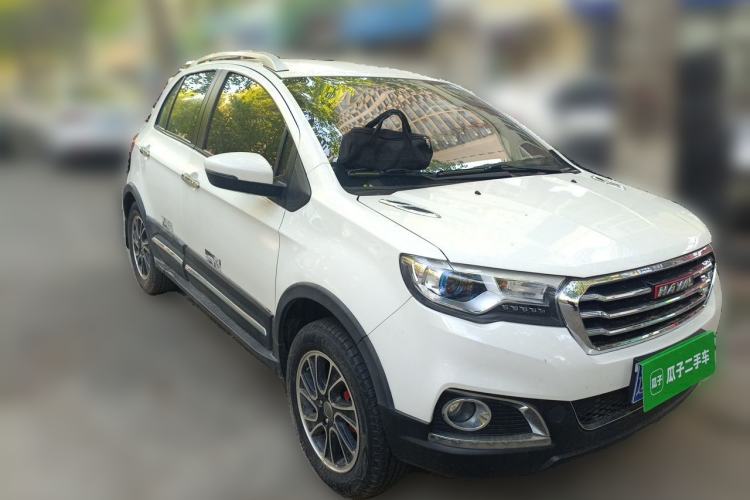 Used Haval H1 2015 1.5L Manual Urban Model Front Right 45 Deg
