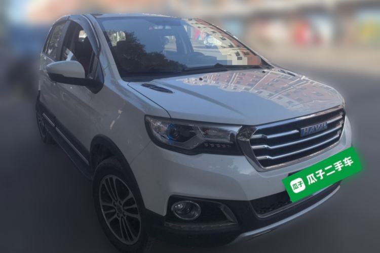 Used Haval H1 2015 1.5L Manual Luxury Model Front Right 45 Deg