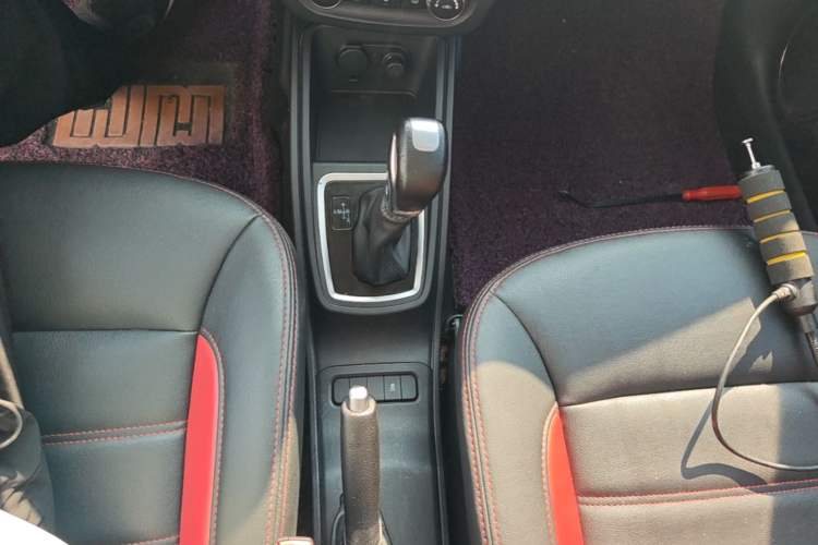 Used Haval H1 2015 1.5L AMT Luxury Model Gear Lever