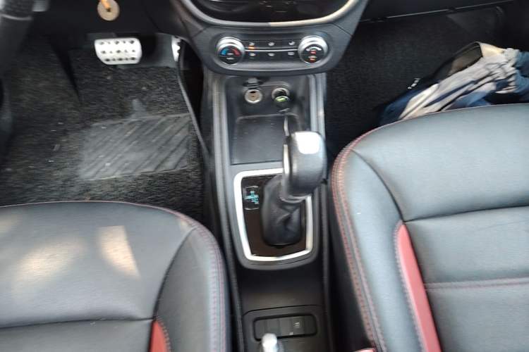 Used Haval H1 2015 1.5L AMT Luxury Model Gear Lever