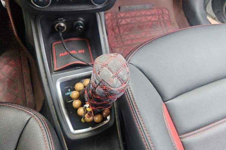 Used Haval H1 2015 1.5L AMT Luxury Model Gear Lever