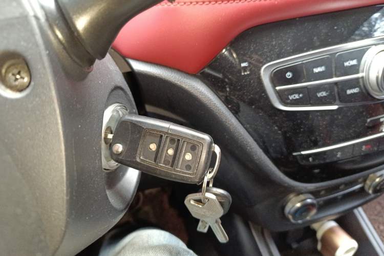 Used Haval H1 2015 1.5L Manual Luxury Model Gear Lever