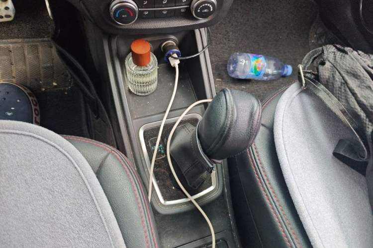 Used Haval H1 2015 1.5L AMT Luxury Model Gear Lever