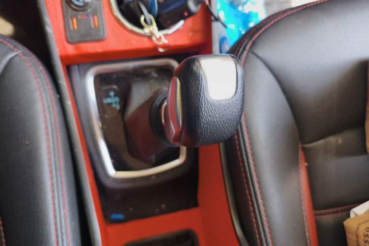 Used Haval H1 2015 1.5L AMT Luxury Model Gear Lever