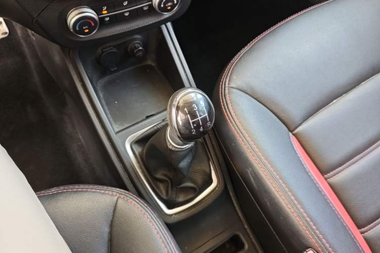 Used Haval H1 2015 1.5L Manual Urban Model Gear Lever