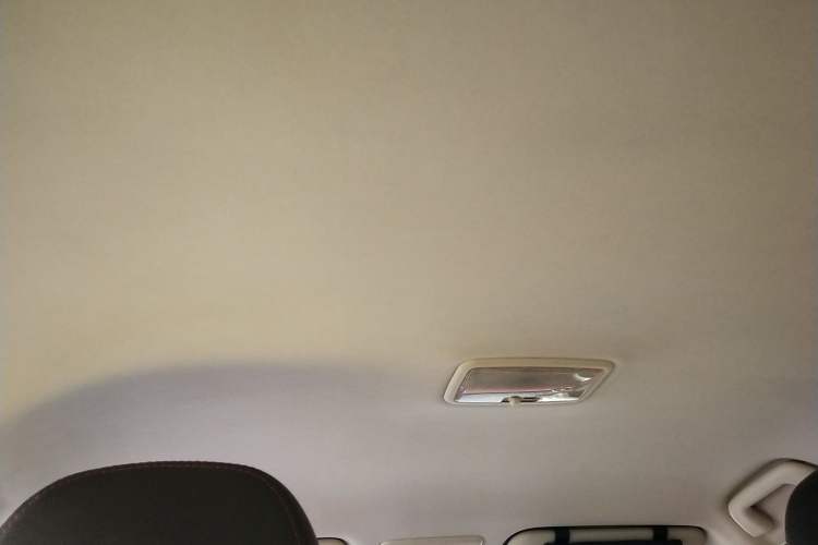 Used Haval H1 2015 1.5L AMT Luxury Model Headliner