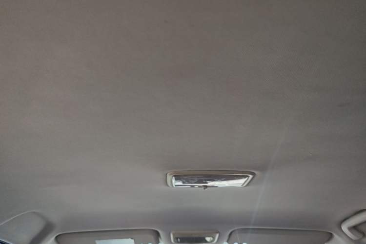 Used Haval H1 2015 1.5L AMT Luxury Model Headliner