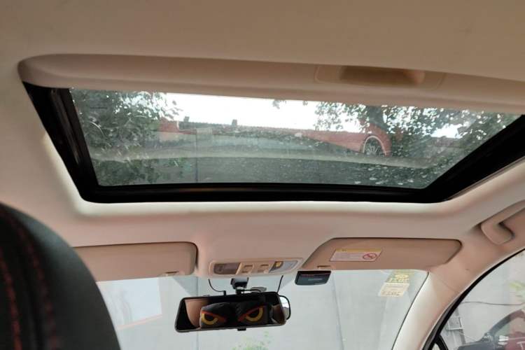 Used Haval H1 2015 1.5L AMT Luxury Model Headliner