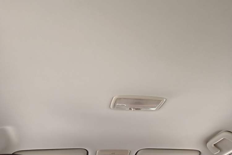 Used Haval H1 2015 1.5L AMT Luxury Model Headliner