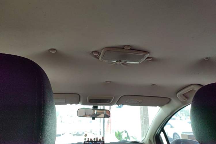 Used Haval H1 2015 1.5L AMT Luxury Model Headliner