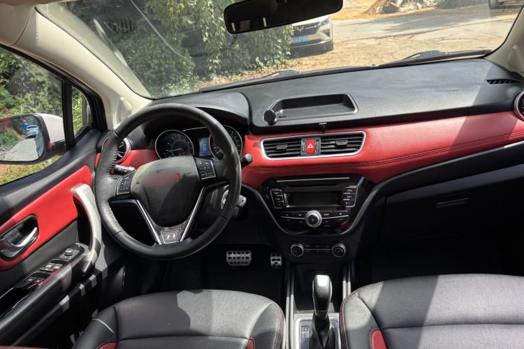 Used Haval H1 2015 1.5L AMT Urban Model Interior 1