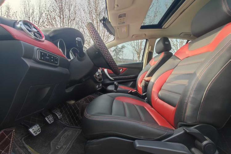 Used Haval H1 2015 1.5L Manual Luxury Model Interior 2