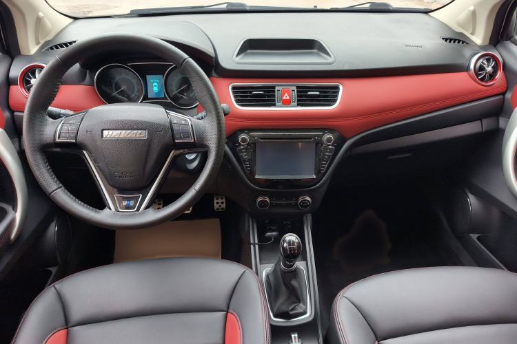 Used Haval H1 2015 1.5L Manual Urban Model Interior 3