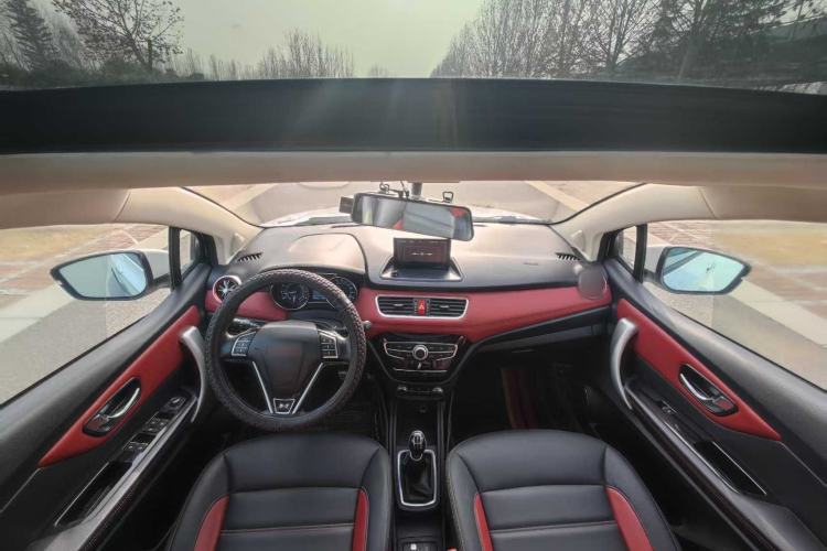 Used Haval H1 2015 1.5L Manual Luxury Model Interior 4